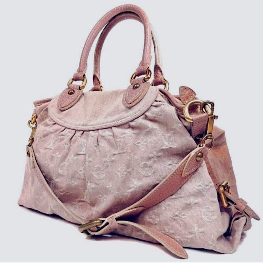 Louis Vuitton Neo Cabby MM denim pink